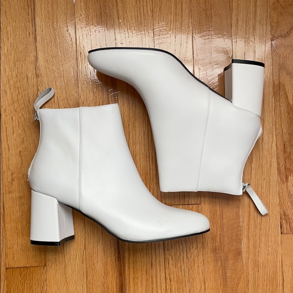 Brand New Steve Madden White Booties